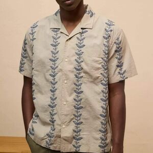 American Eagle Mens XXL Beige Blue Embroidered Short Sleeve Button Down Shirt